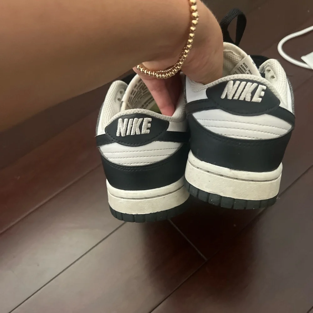 Nike dunks - Picture 2 of 4